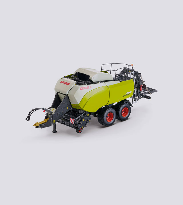 Claas Quadrant 5300 (1:32)