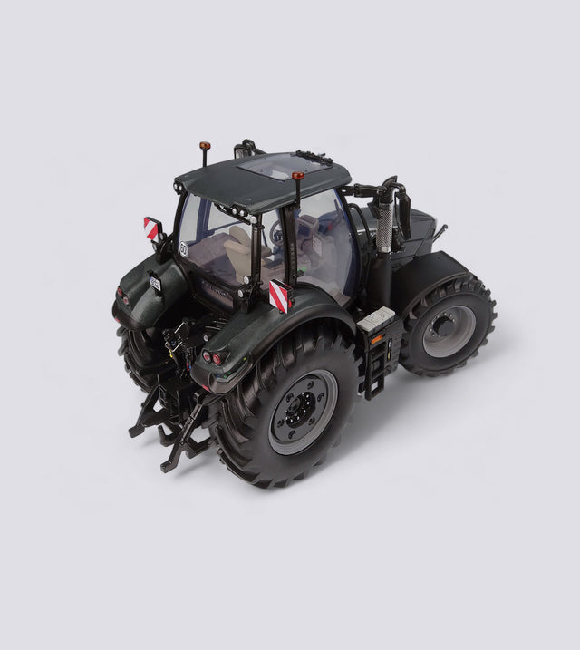 Deutz-Fahr 7250 TTV Matt Grün (1:32)