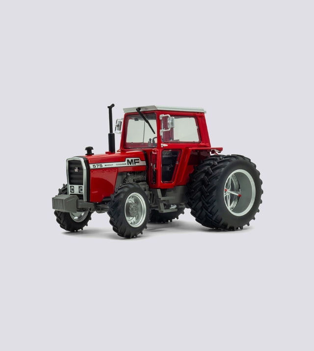 Massey Ferguson 575 2WD Doppelreifen Rote Kabine (1:32)