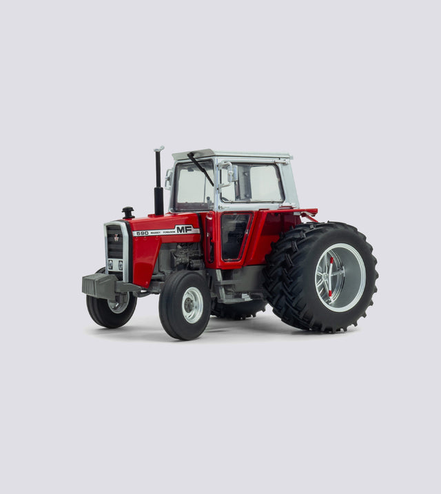 Massey Ferguson 590 2WD Doppelreifen Silberne Kabine (1:32)