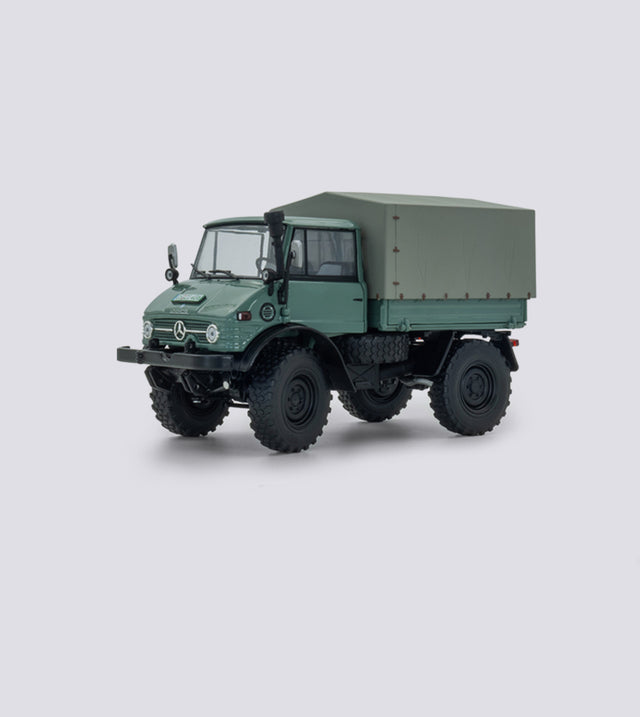 Unimog 406 (U84) mit Planenaufbau (1:32)